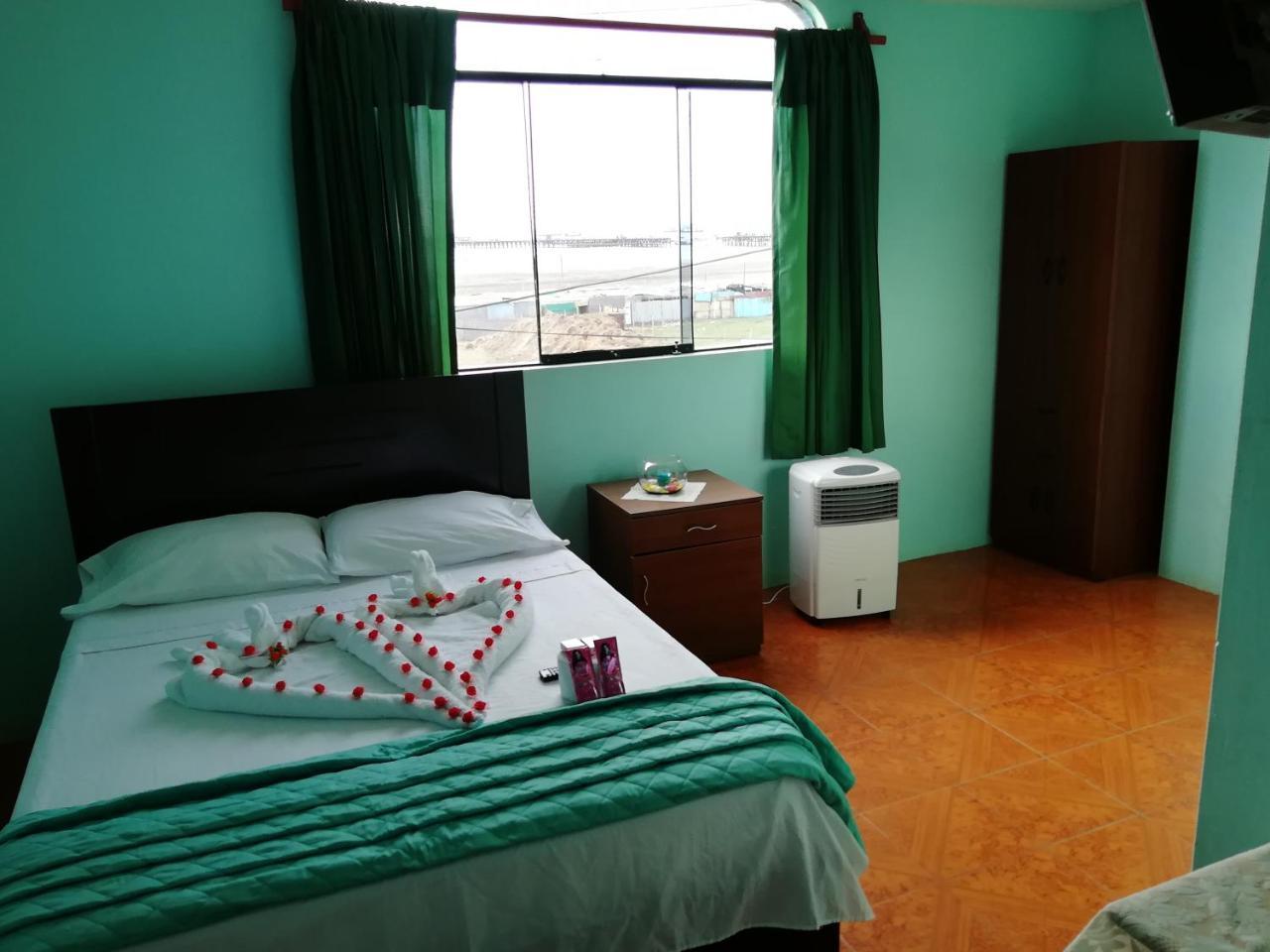 Hotel Nuevo Amanecer ปวยร์โต จิกามา ภายนอก รูปภาพ